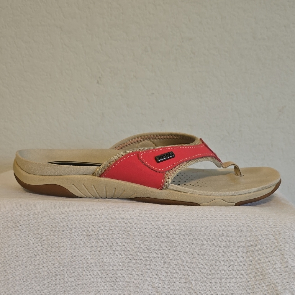 Propet Pink Leather Upper Women's Slip-On Sandals. Size 8 - Picture 10 of 14